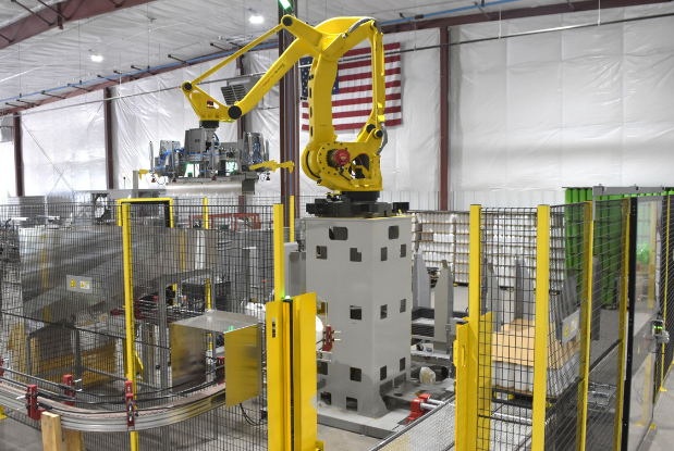 Website Block (Overview block) (13) Dyco's Single-Lane Automatic Palletizer for plastic containers